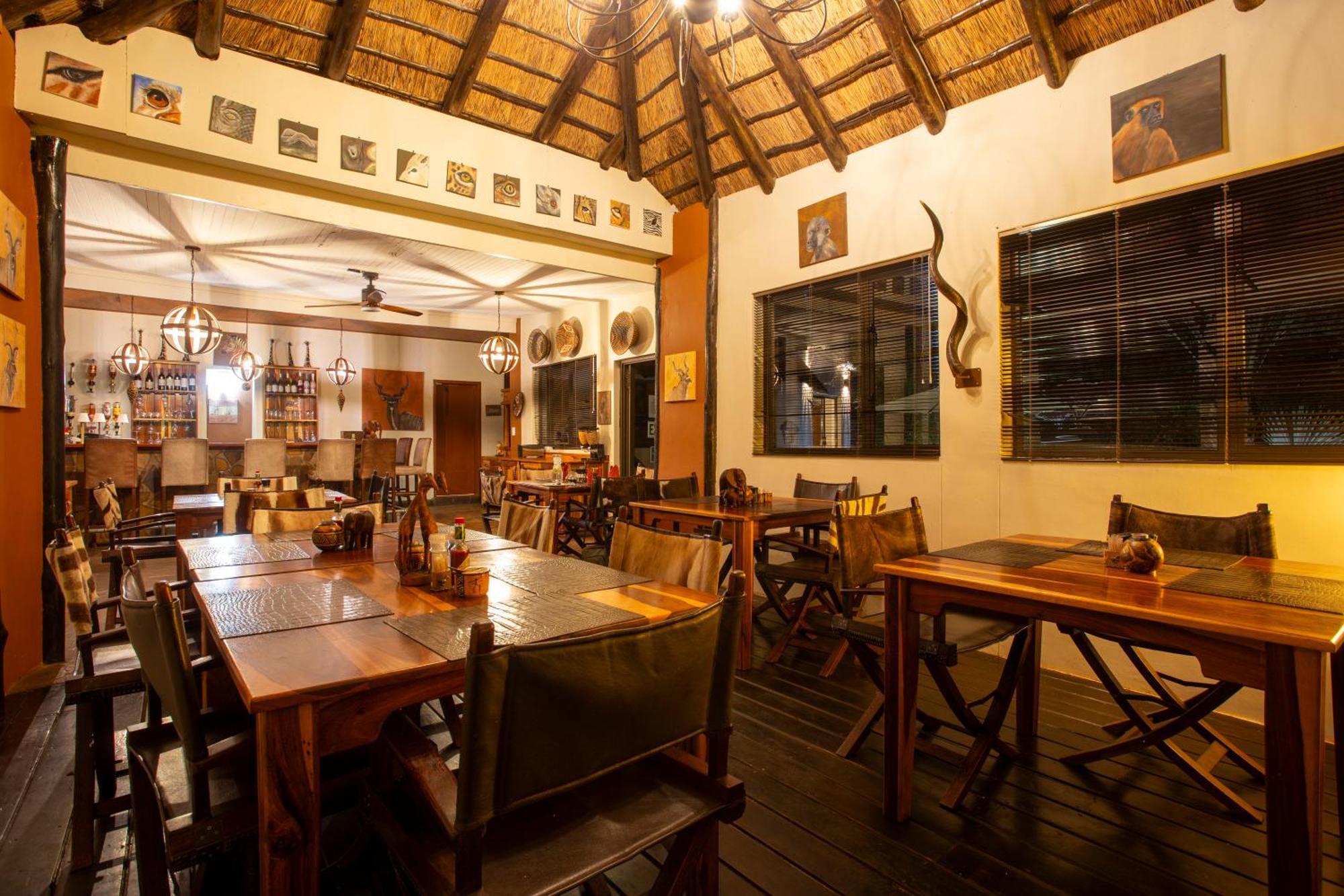 Ijaba Lodge At Buschfeld Park Outjo Esterno foto